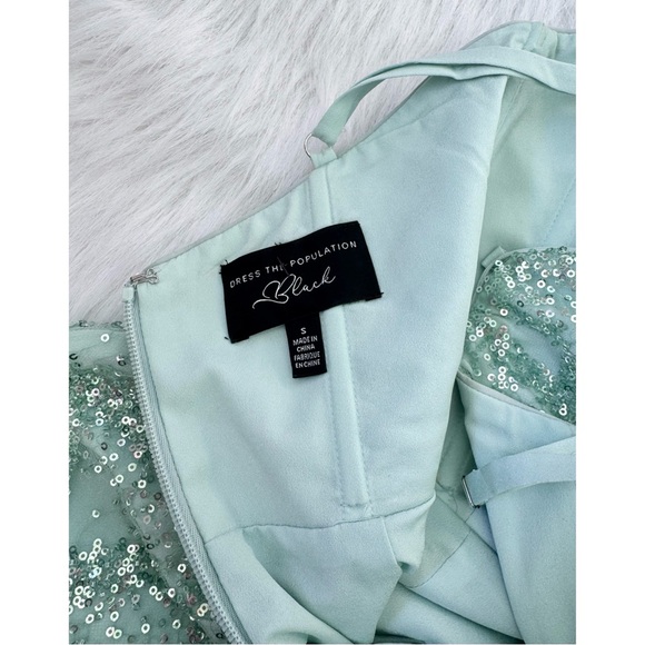 Dress the Population Green Sequin Dress 💚 - Picture 7 of 8